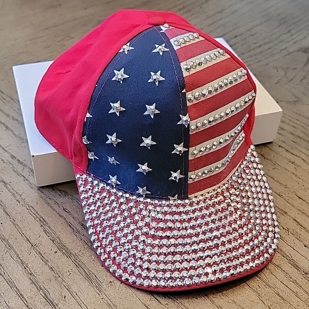 Blingy American flag hat One Size ❤️🤍💙